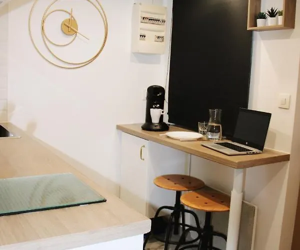 Apartamento Le Petit Triplex Des Carmelites -coeur Historique